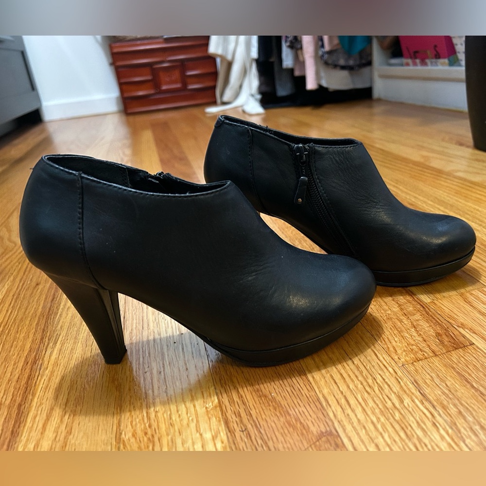 Cynthia Rowley Black Heeled Boots